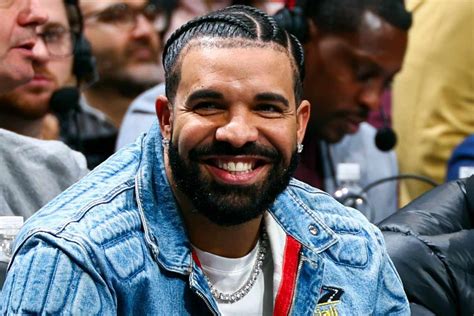 Drake Wins $2.3 Million After Betting on Chiefs to Win Super Bowl.
